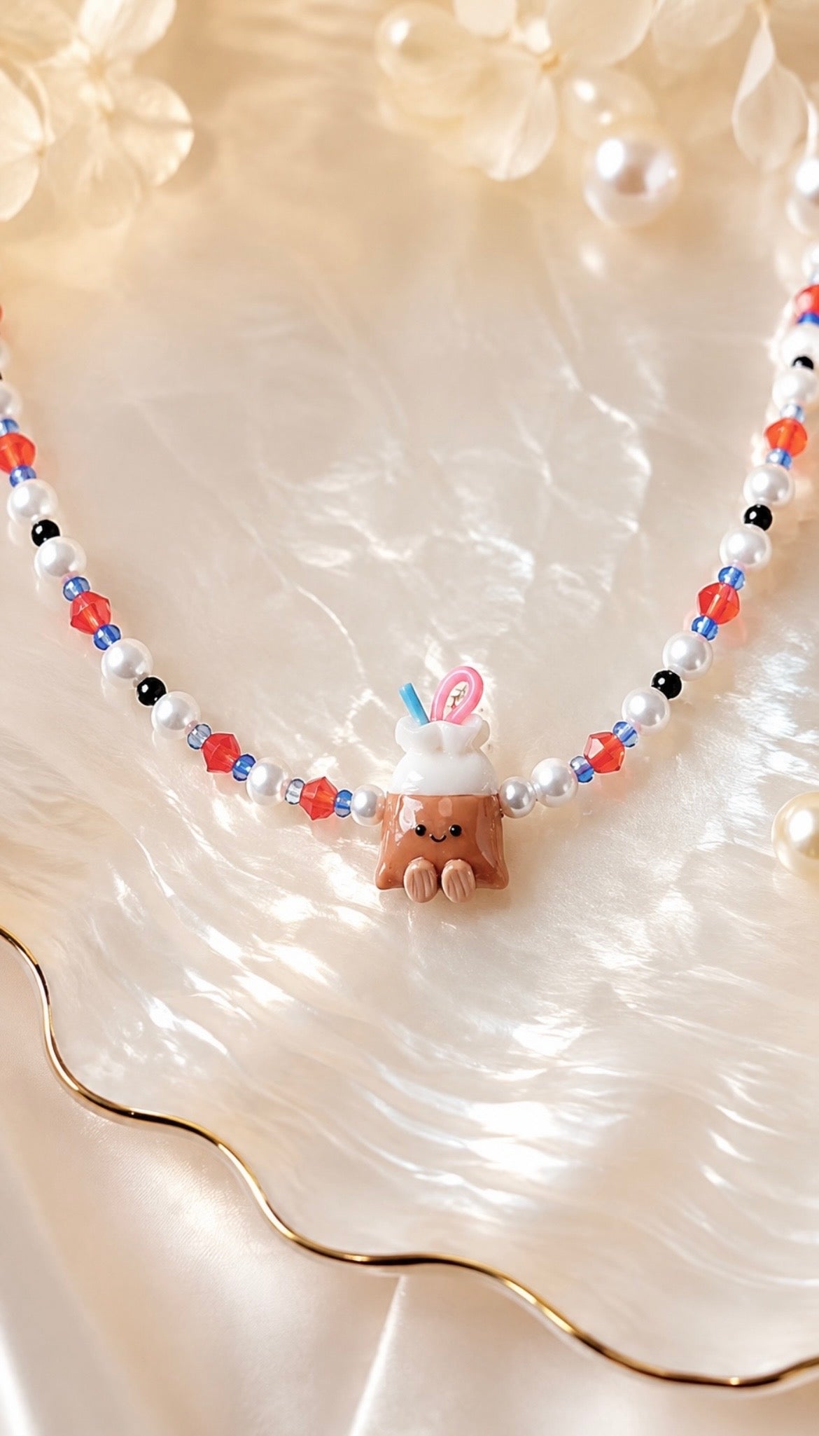 Teh Dabao Bag Hand Beaded Necklace (hawker colourway)
