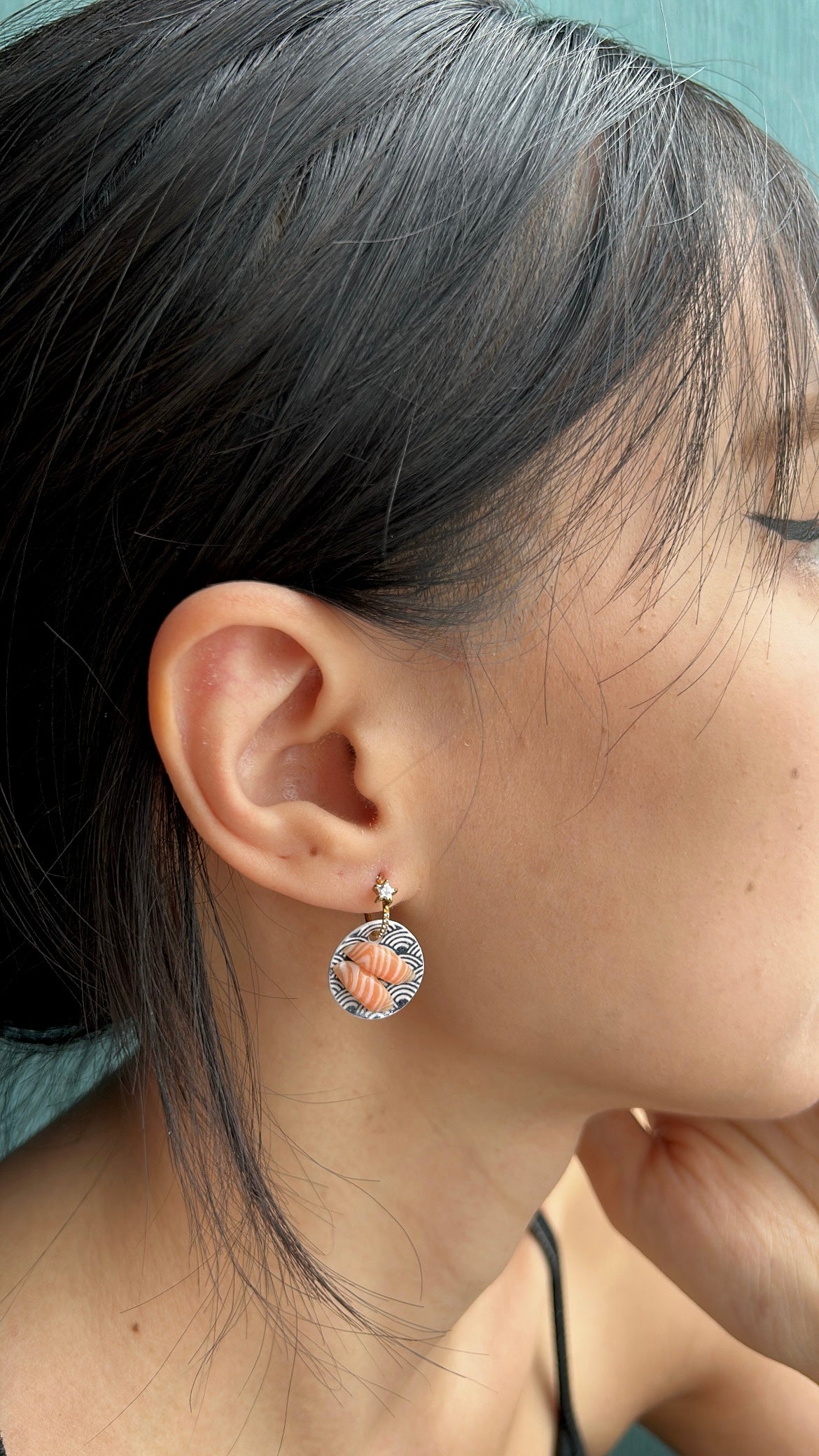 The Dainty Star Hoops in 8mm (Titanium, 18K PVD gold-plated ASTM F136 medical-implant grade)